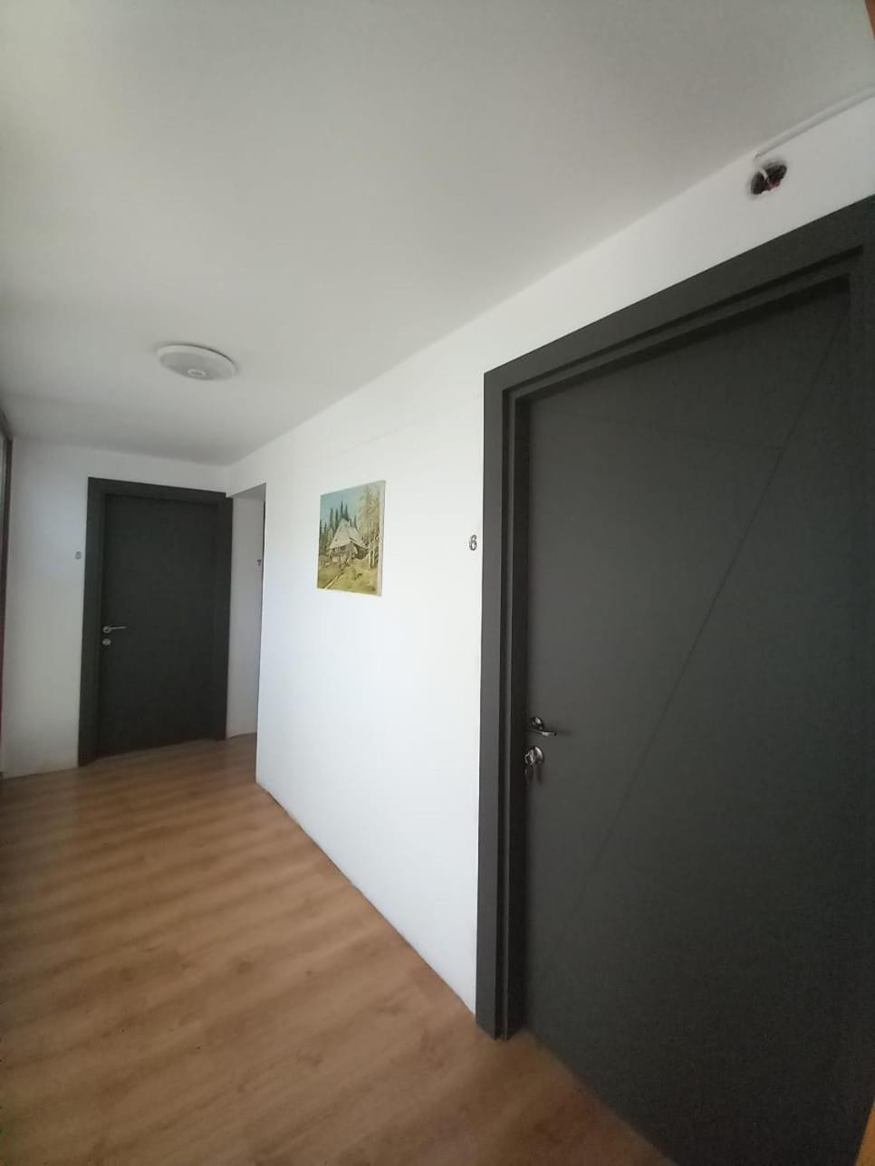 4 Seasons Apartments Бистрица Экстерьер фото