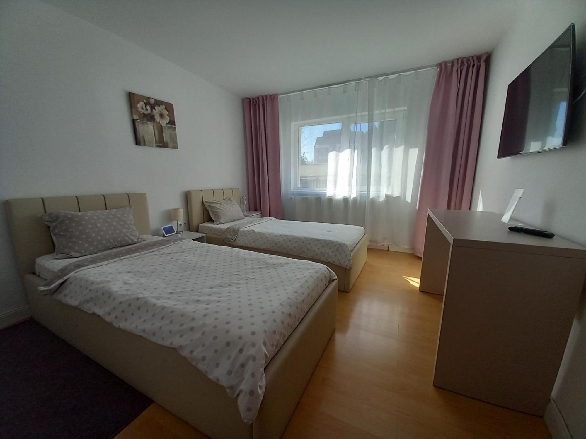 4 Seasons Apartments Бистрица Экстерьер фото